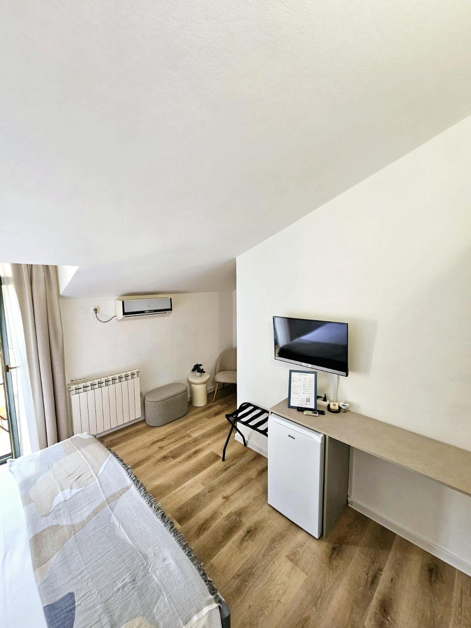 Hotel Pansion Ana Mali Lošinj Exterior foto