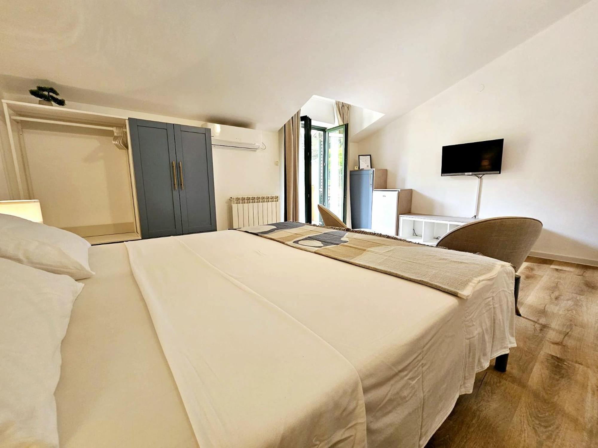 Hotel Pansion Ana Mali Lošinj Exterior foto